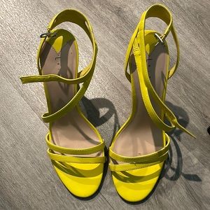 Leith Yellow Heels